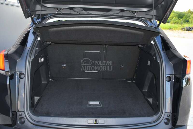 Peugeot 3008 1,2STT/VRHHUNSKI/CH