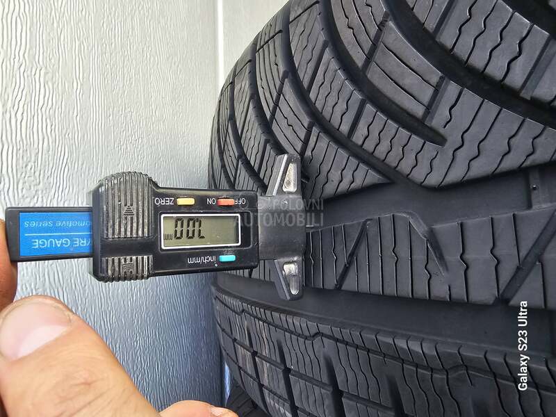 Michelin 245/45 R18 Zimska