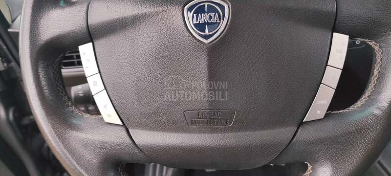 Lancia Musa 1.4  16v
