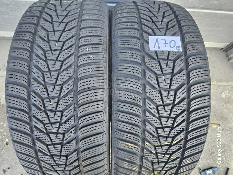 Hankook 225/40 R19 Zimska