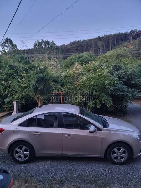 Chevrolet Cruze 1.8