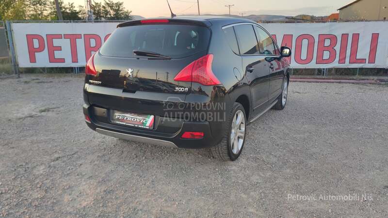 Peugeot 3008 1.6 E-HDi //ALLURE//