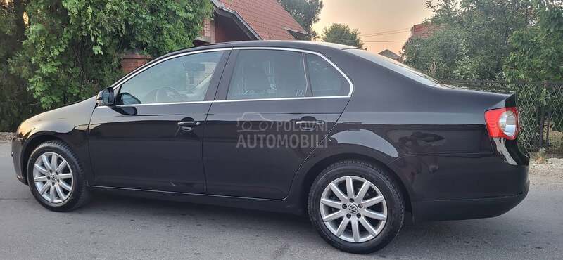 Volkswagen Jetta 2.0tdi