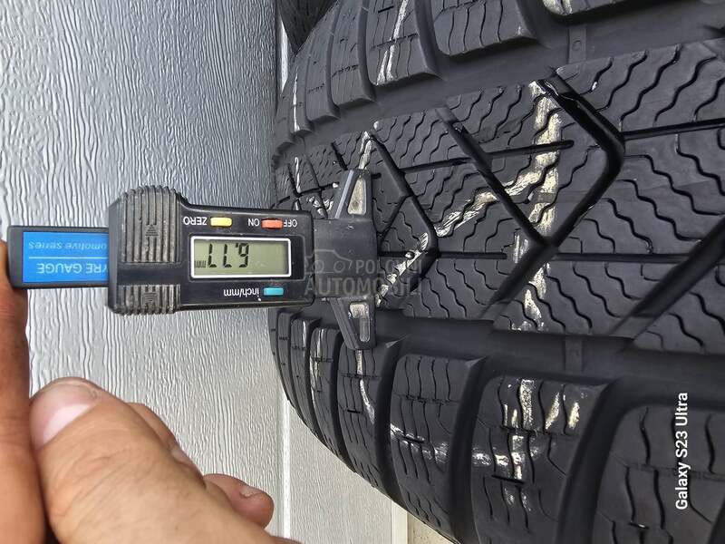 Pirelli 245/45 R18 Zimska