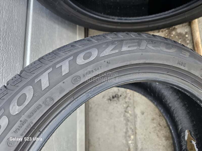 Pirelli 245/45 R18 Zimska