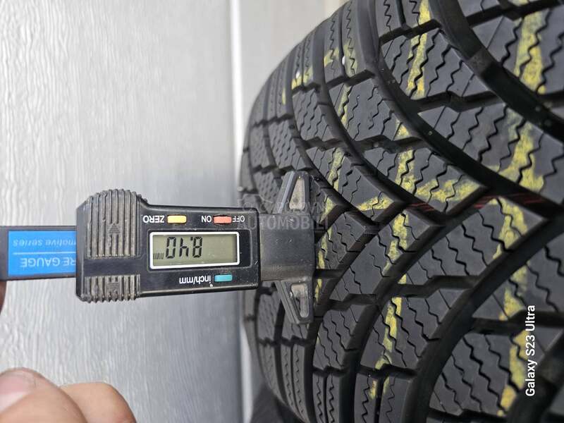 Firestone 205/55 R17 Zimska