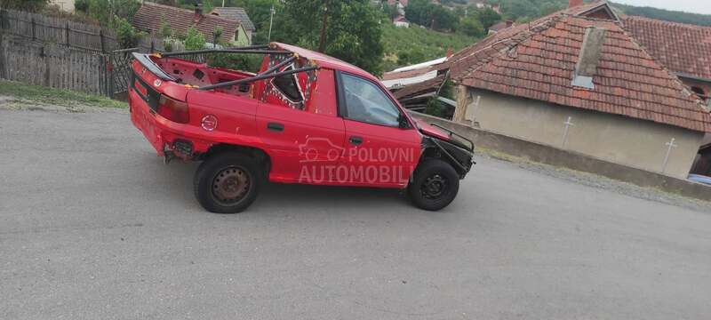 Opel Astra F 