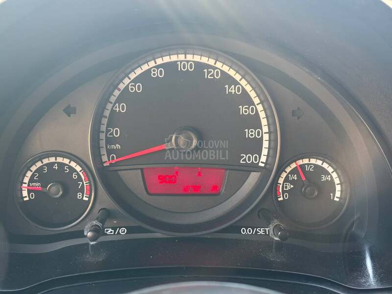 Volkswagen up! 1.0i   11/11/2016