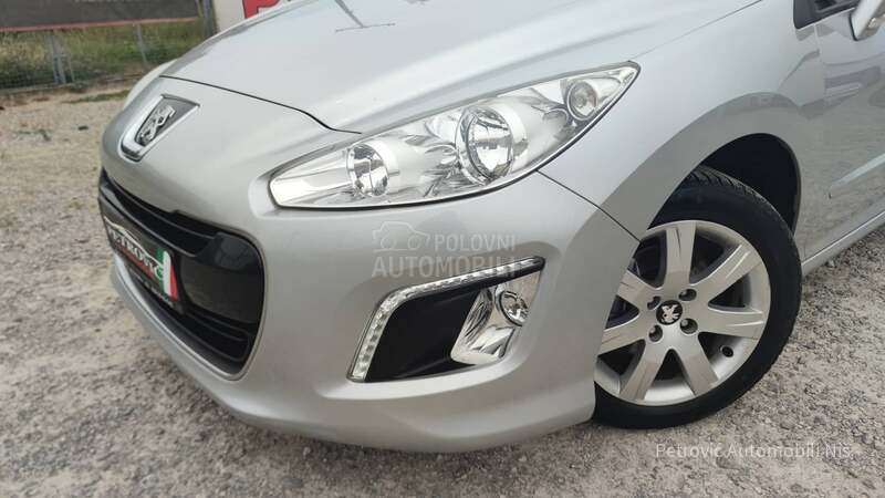 Peugeot 308 1.6E-HDi /RESTYLING/