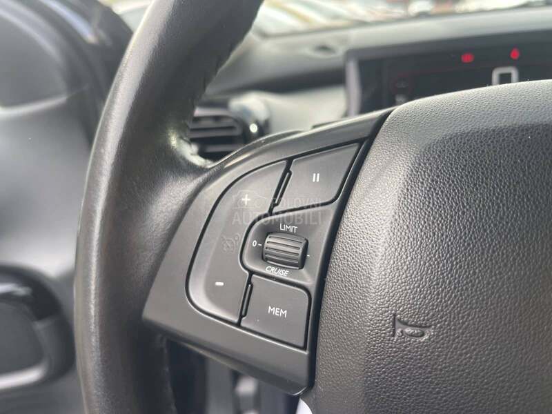 Citroen C4 Cactus 1.5Hdi Pano