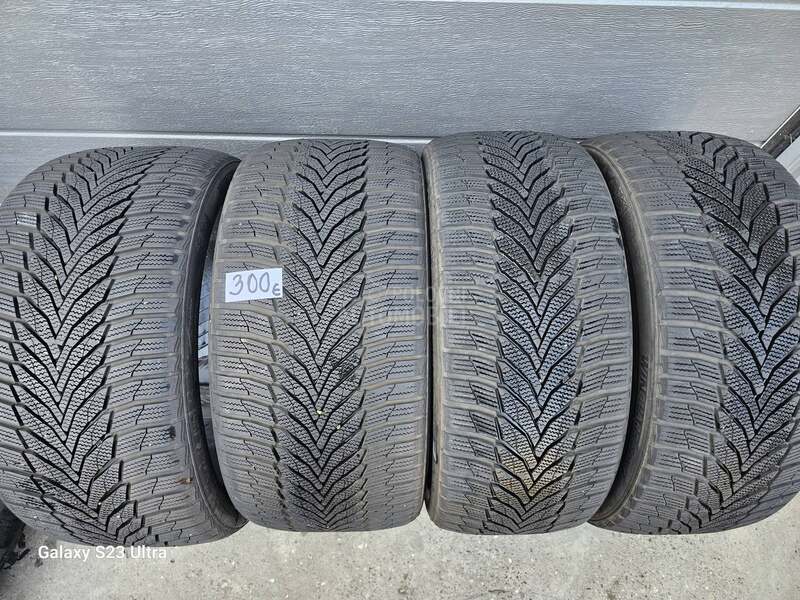 Nexen 275/35 R19 Zimska
