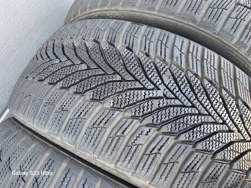 Nexen 245/40 R19 Zimska