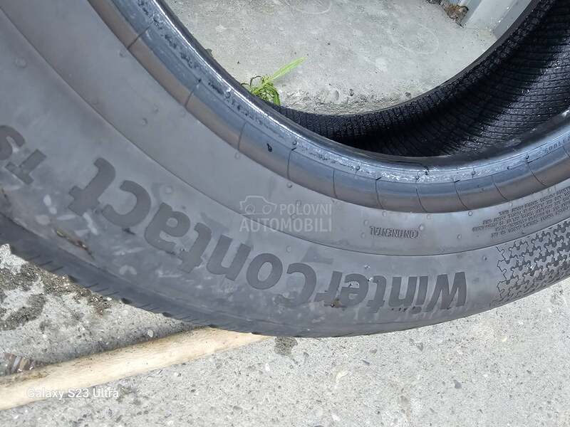 Continental 215/65 R17 Zimska