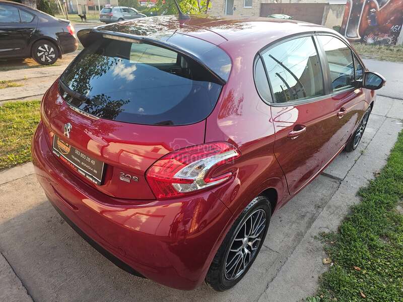 Peugeot 208 1.4HDI ACTIVE CH