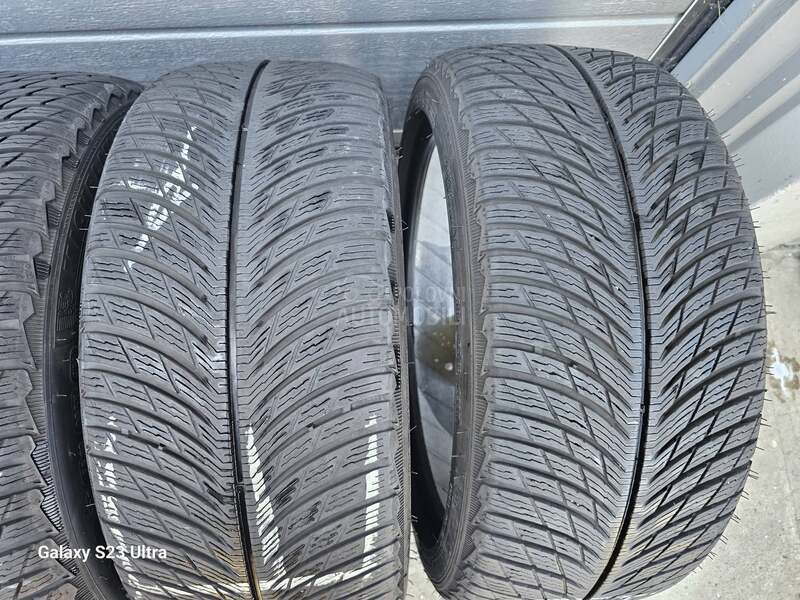 Michelin 235/40 R18 Zimska