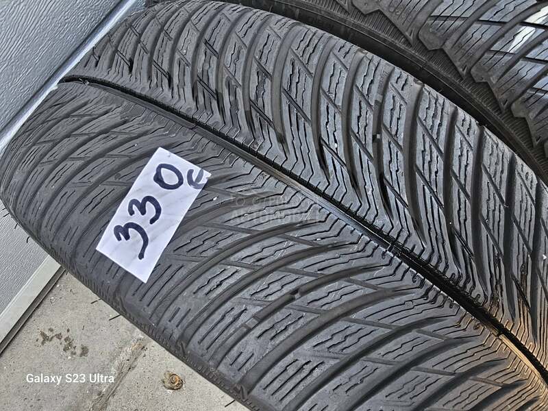 Michelin 235/40 R18 Zimska