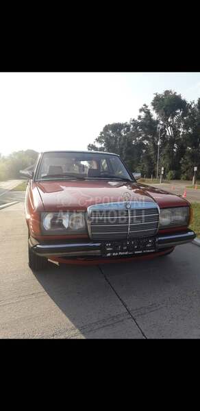 Mercedes Benz E 200 123 nov nov