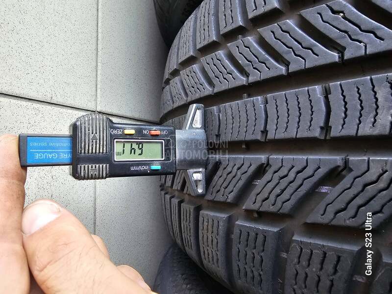 Continental 235/45 R18 Zimska