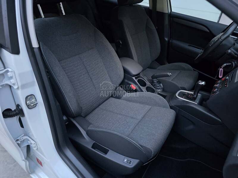Citroen C4 1.2 PERLA AUTOM