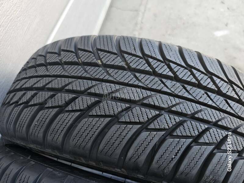 Bridgestone 185/60 R16 Zimska
