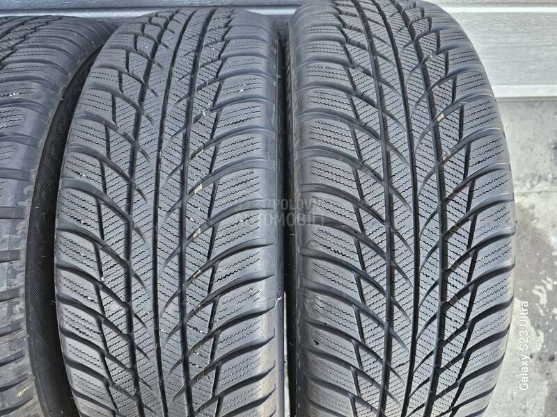Bridgestone 185/60 R16 Zimska