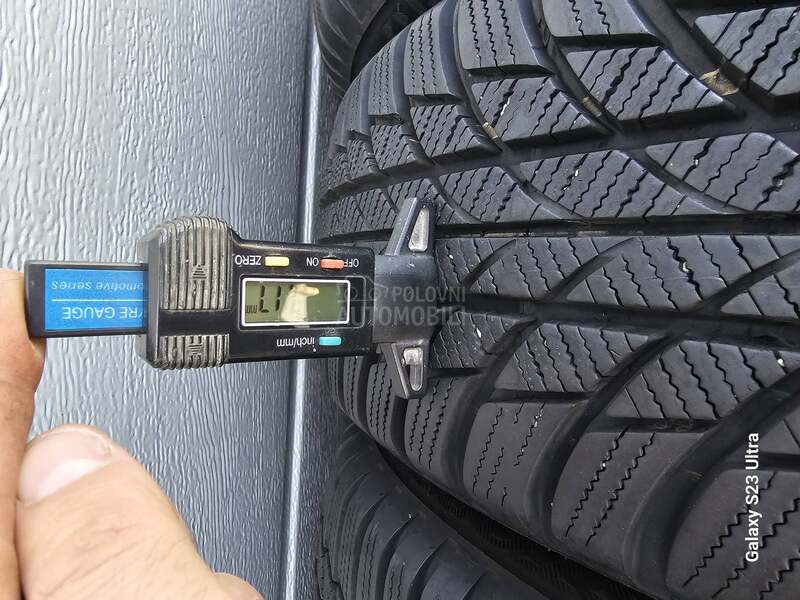 Bridgestone 185/60 R16 Zimska