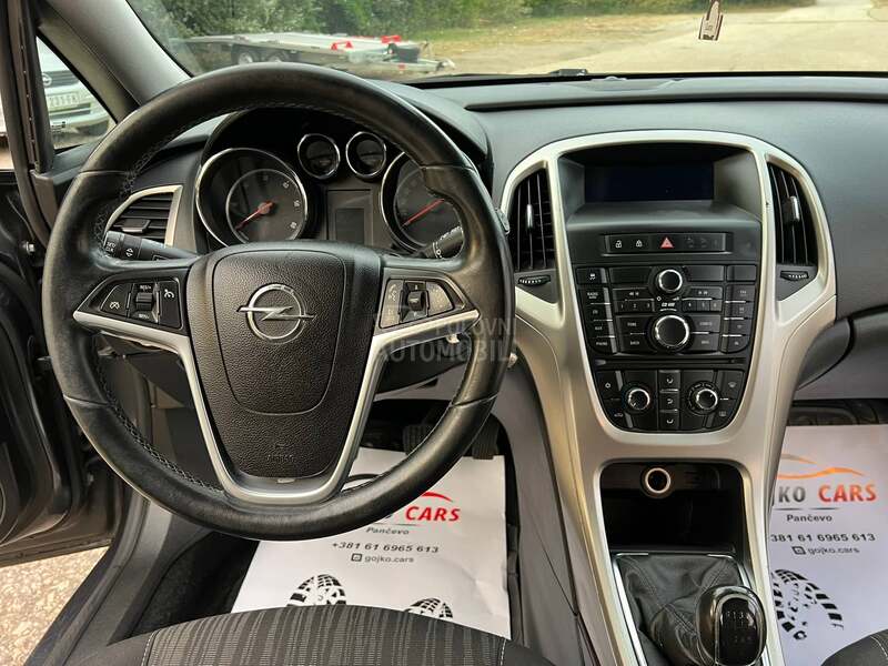 Opel Astra J 1.7CDTI T.O.P