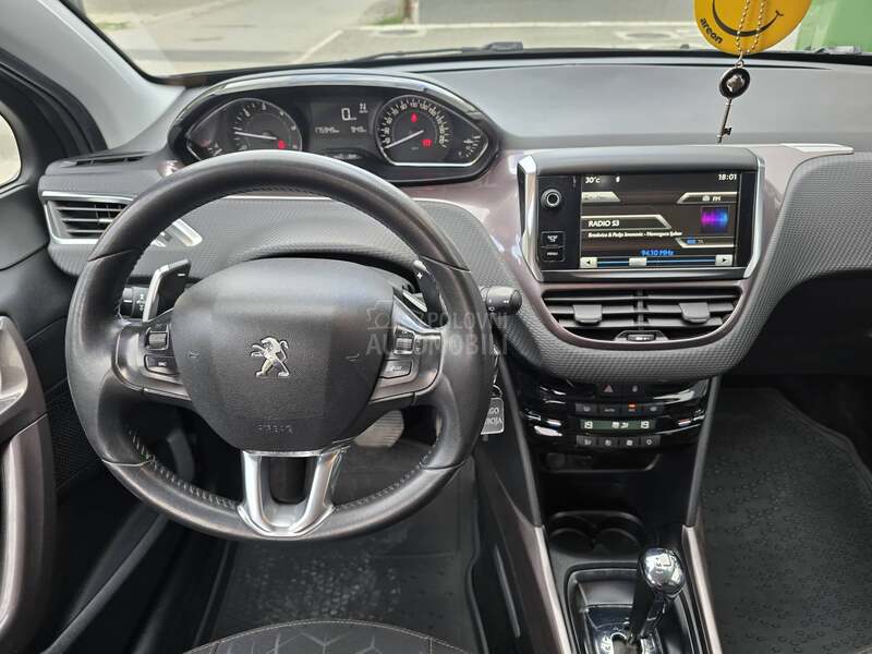 Peugeot 2008 1.6 e-HDI AUTOM