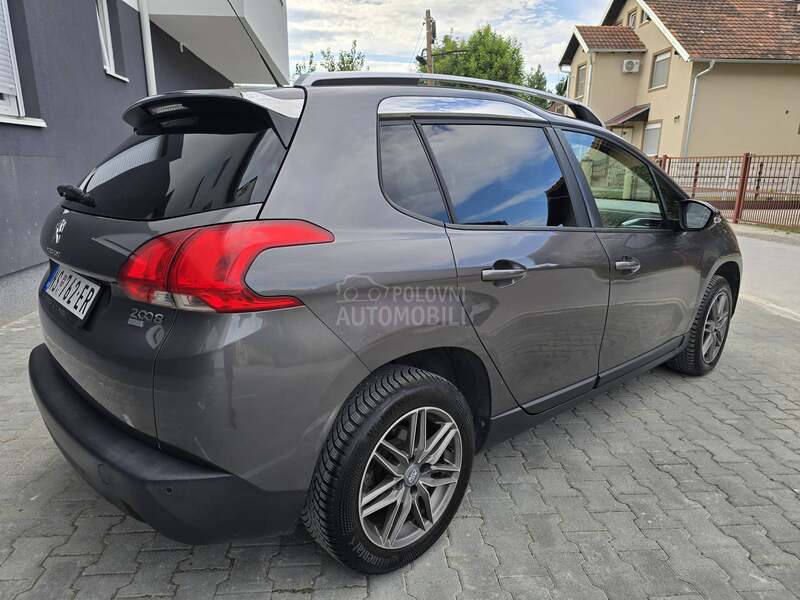Peugeot 2008 1.6 e-HDI AUTOM