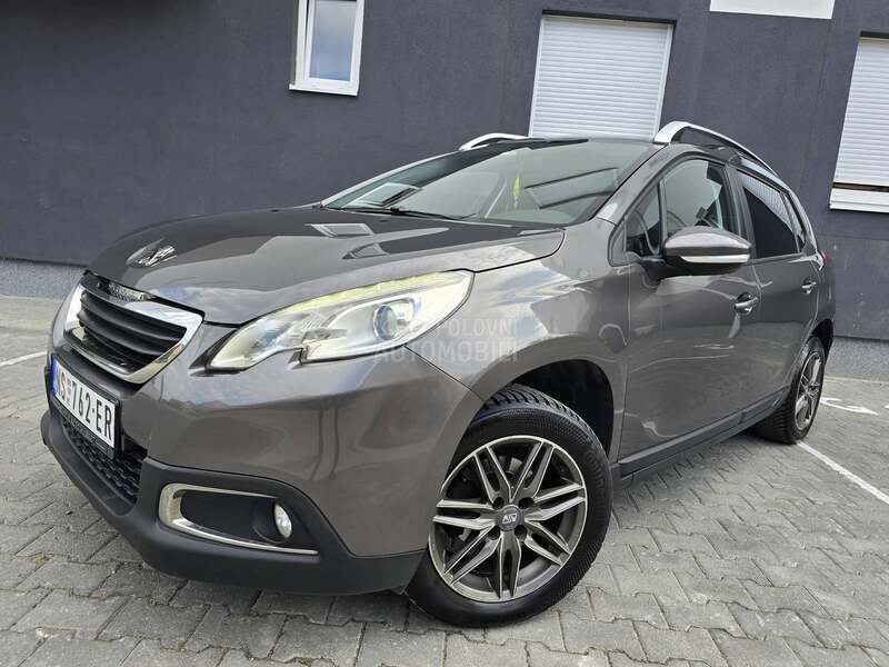 Peugeot 2008 1.6 e-HDI AUTOM