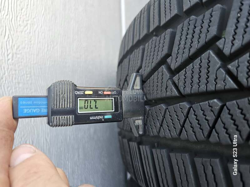 Continental 225/45 R18 Zimska
