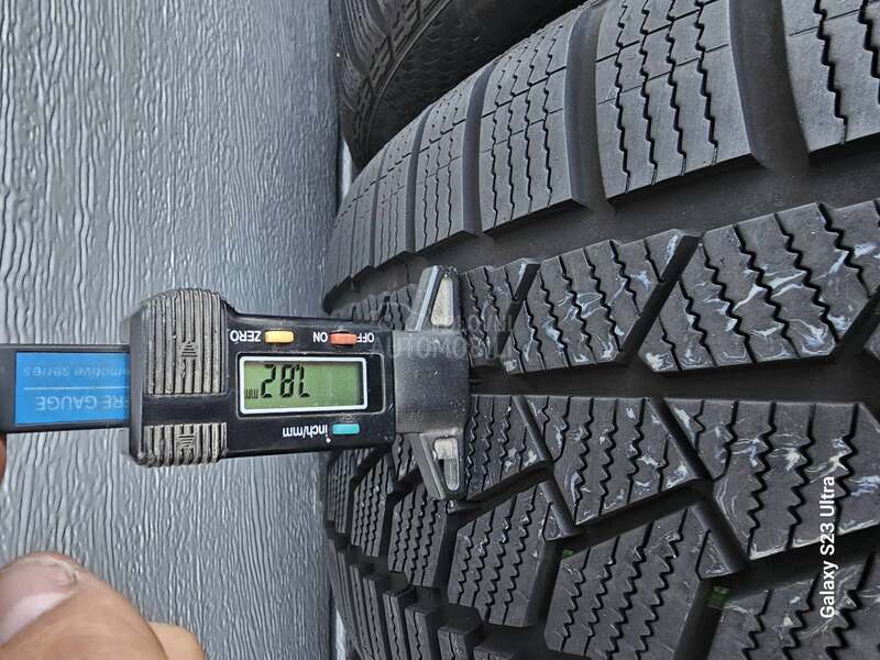 Continental 225/45 R18 Zimska