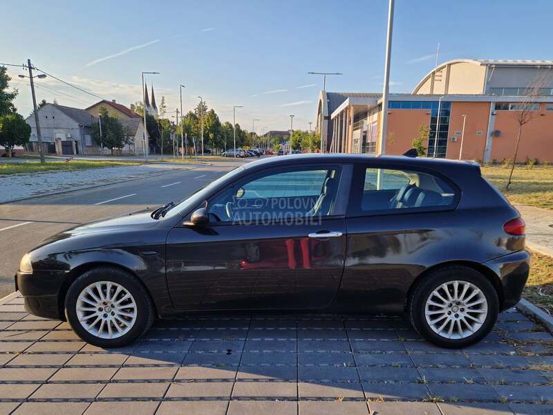 Alfa Romeo 147 