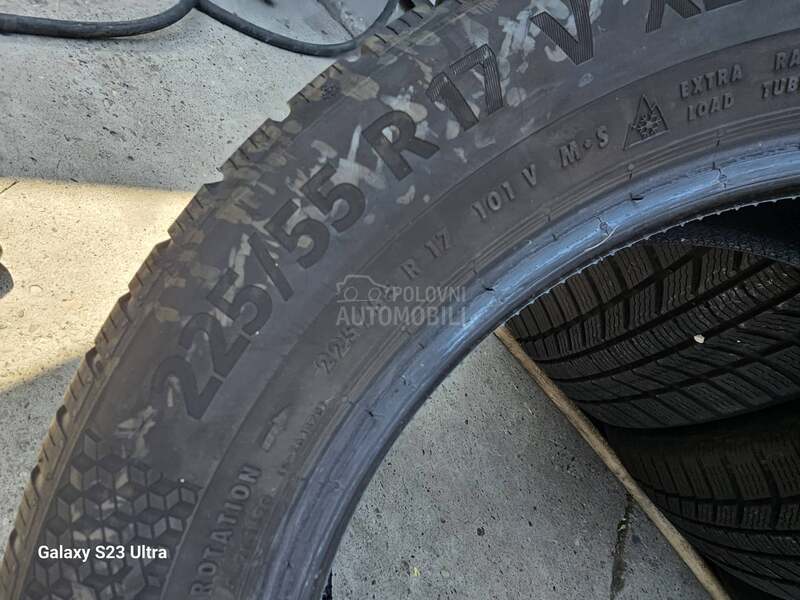 Continental 225/55 R17 Zimska