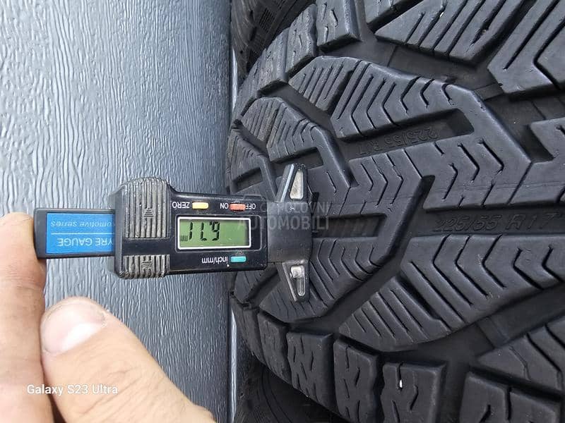 Taurus 225/55 R17 Zimska