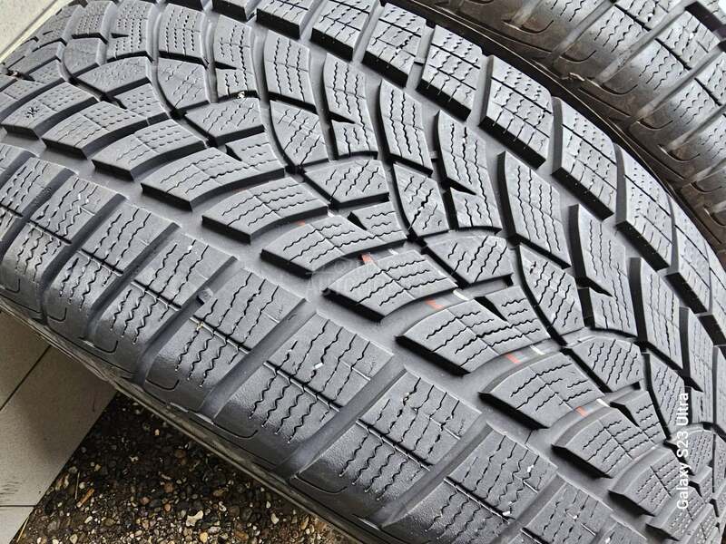 Goodyear 235/55 R18 Zimska