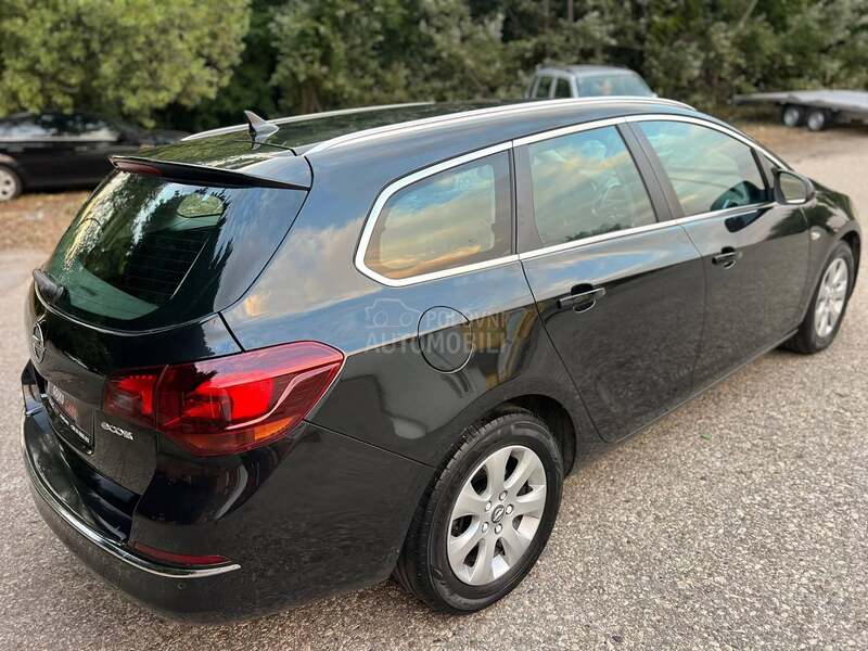 Opel Astra J 1.7cdti