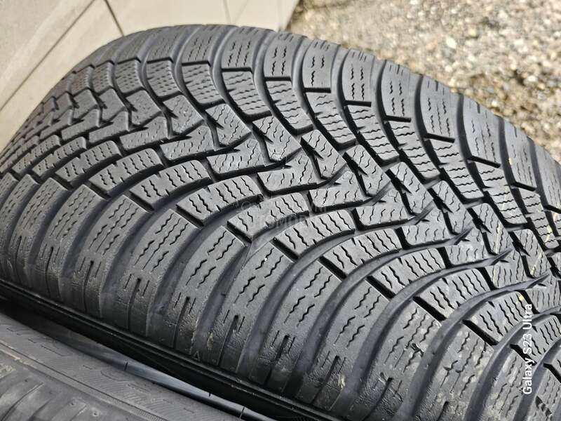 Falken 235/50 R19 Zimska