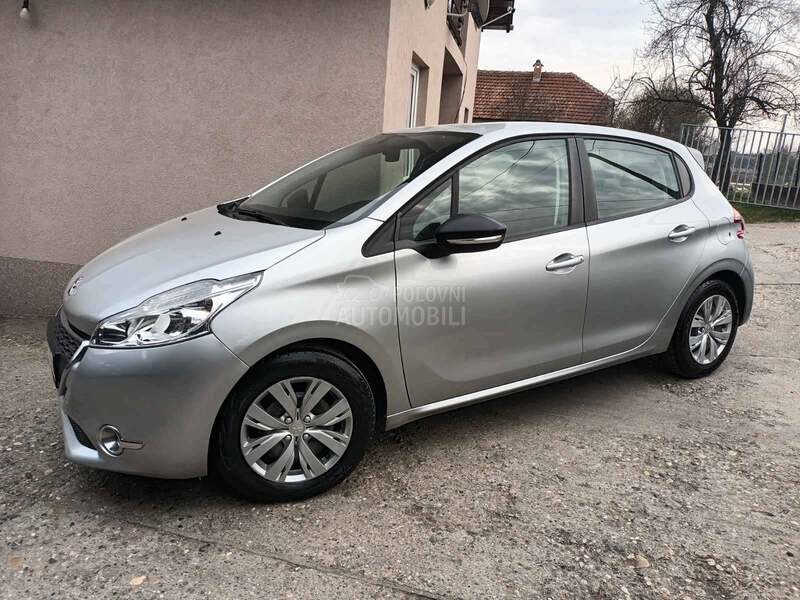 Peugeot 208 1.0//V L A S N I K