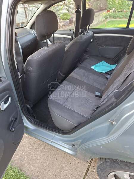 Dacia Sandero 1.6mpi
