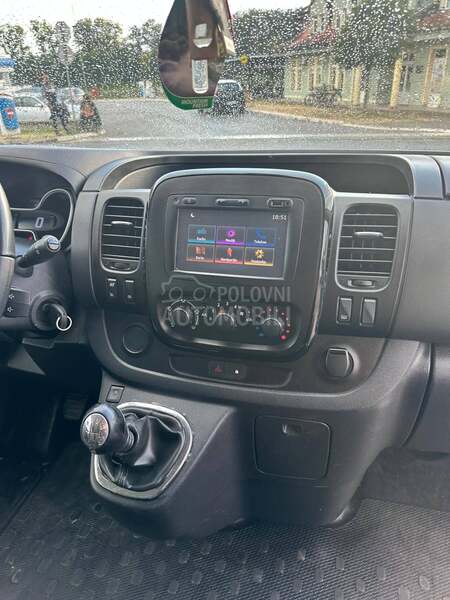 Opel Vivaro 