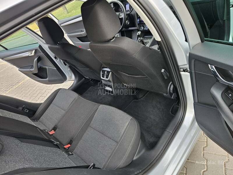 Škoda Octavia 2.0TDI SOLEIL/LED