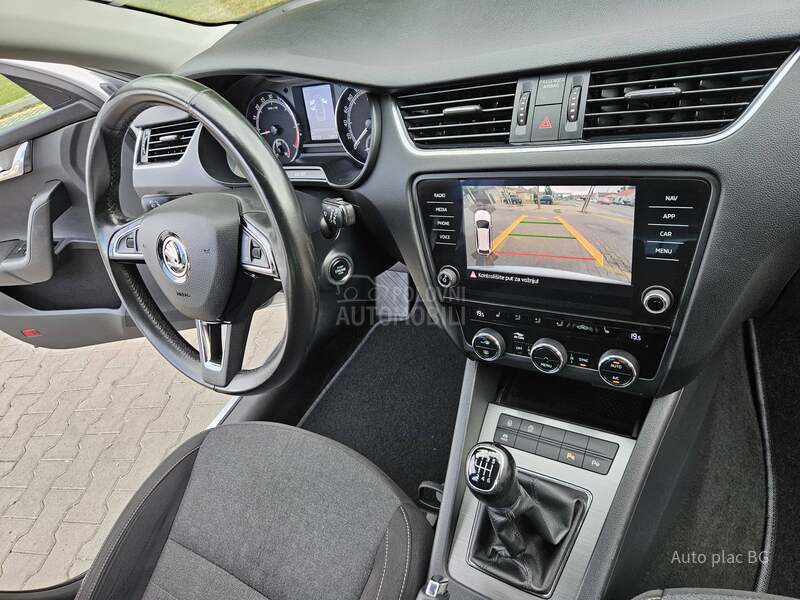 Škoda Octavia 2.0TDI SOLEIL/LED