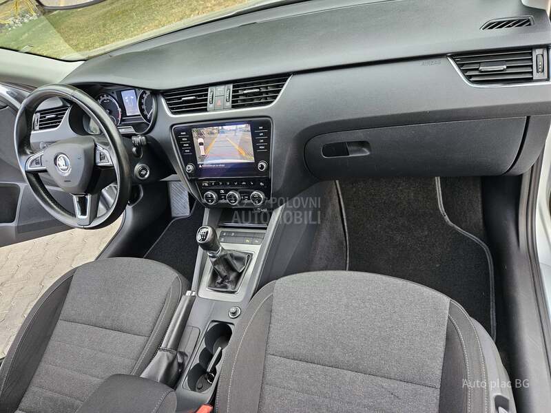 Škoda Octavia 2.0TDI SOLEIL/LED