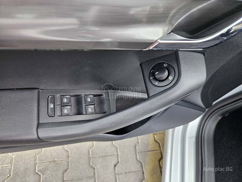 Škoda Octavia 2.0TDI SOLEIL/LED