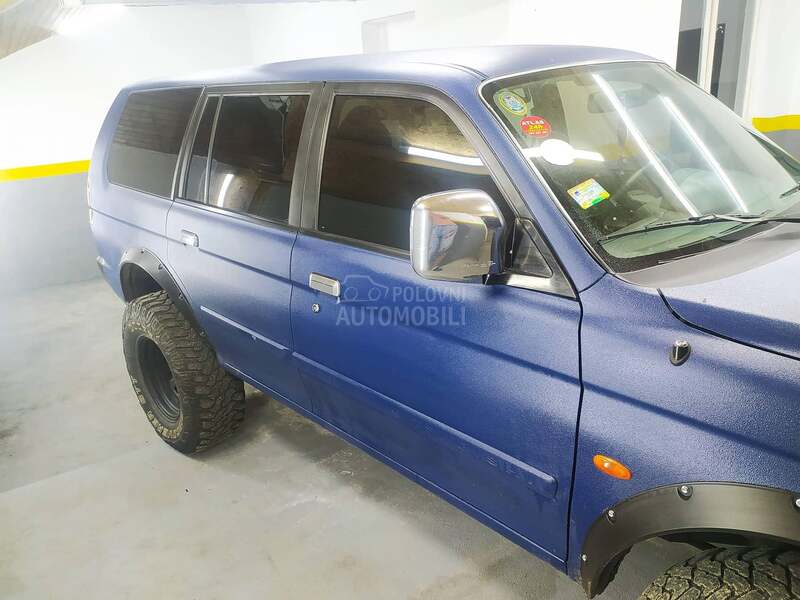 Mitsubishi Pajero Sport 2,5