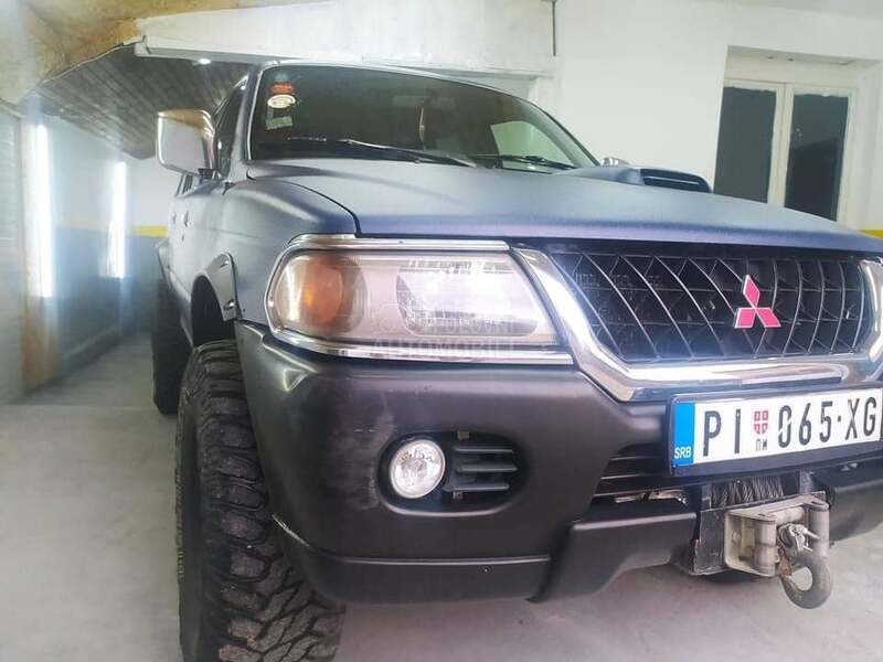 Mitsubishi Pajero Sport 2,5