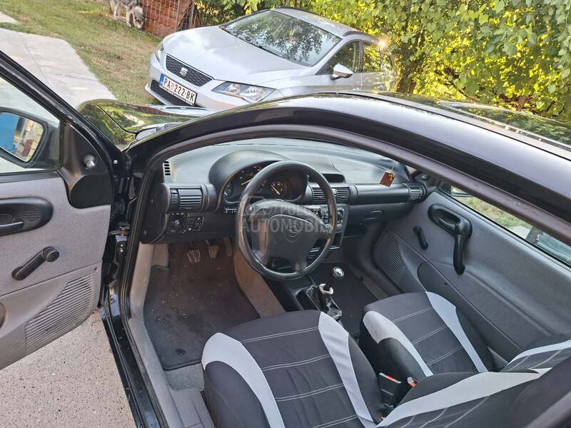 Opel Corsa A city