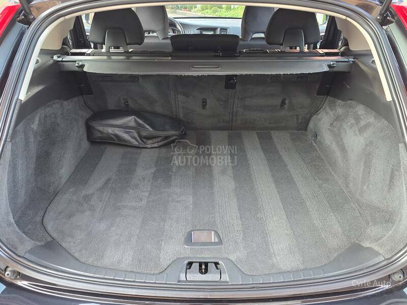 Volvo V60 1.6 D2 BAŠ KA0 N0V
