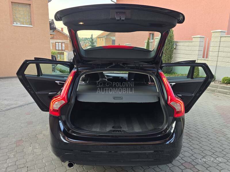 Volvo V60 1.6 D2 BAŠ KA0 N0V